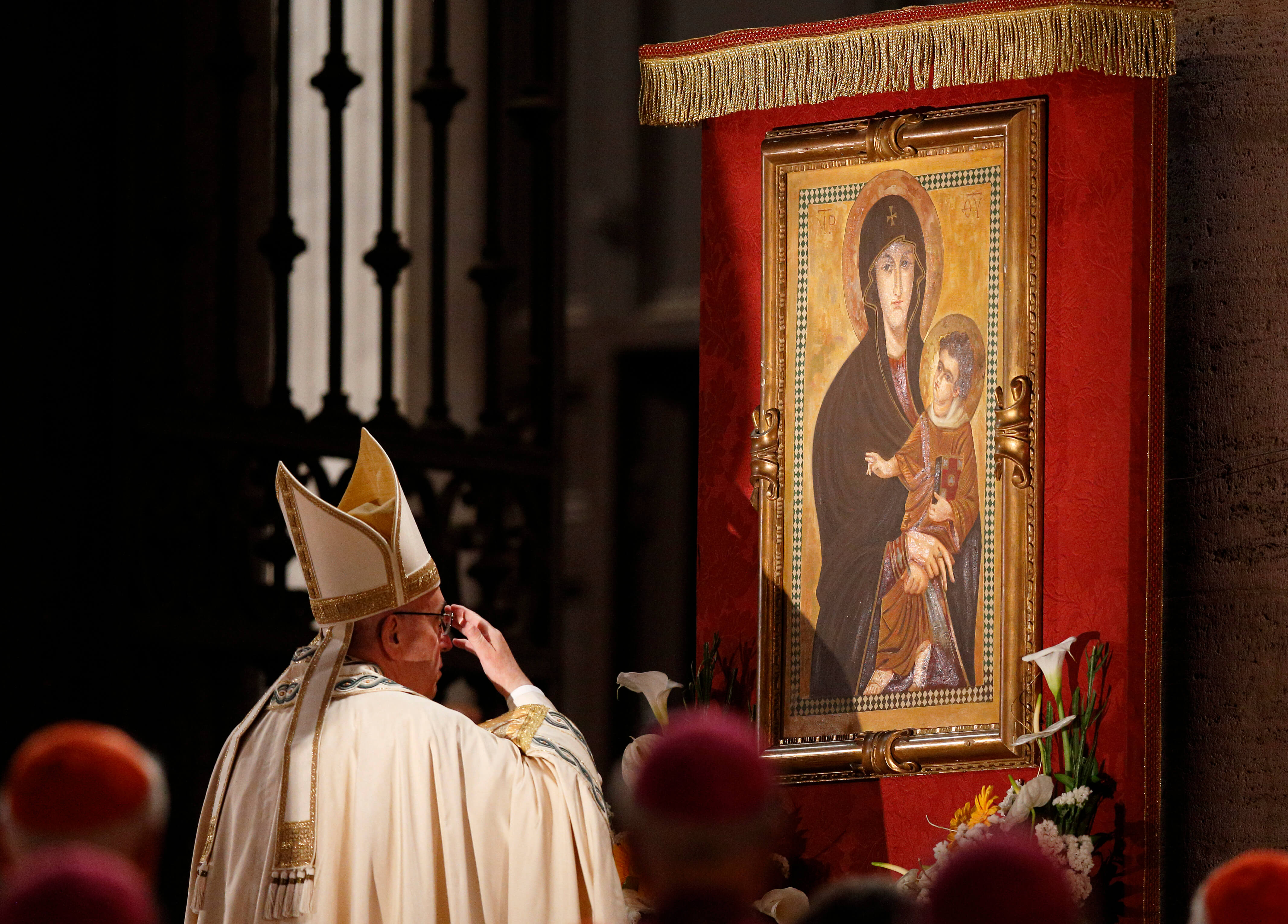 Pope adds feast of Mary, mother of the Church to universal calendar